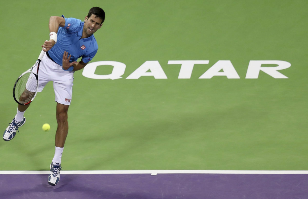 Djokovic se posiciona en la final de Doha
