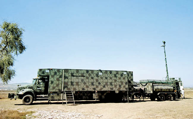 Dos de las unidades adquiridas, en la base de San Jerónimo Ocotitlán. 