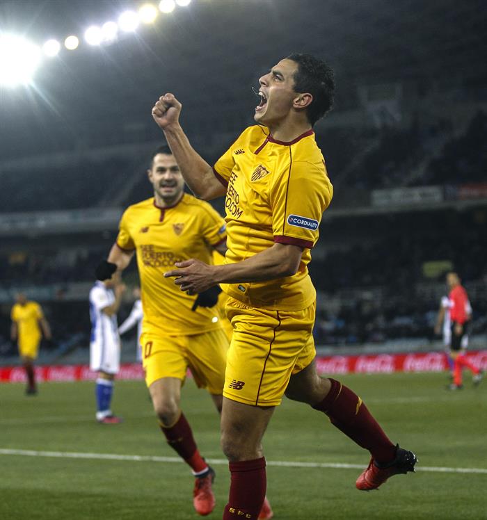 Ben Yedder celebra una anotación