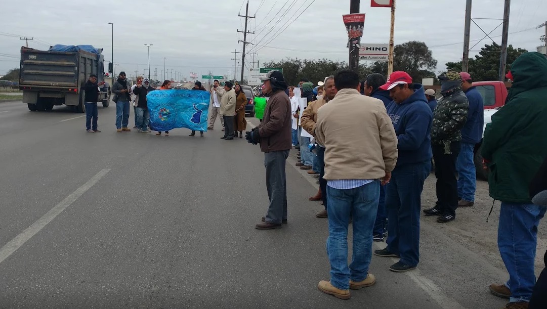 Manifestación contra el 'gasolinazo' en Altamira.