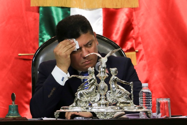Javier Bolaños, presidente de la mesa directiva de la Cámara de Diputados.
