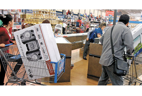 Walmart es la tienda de autoservicio más grande del país. 