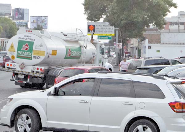 En 11 meses se recaudaron 263 mil 545.6 mdp de IEPS a gasolinas y diésel.