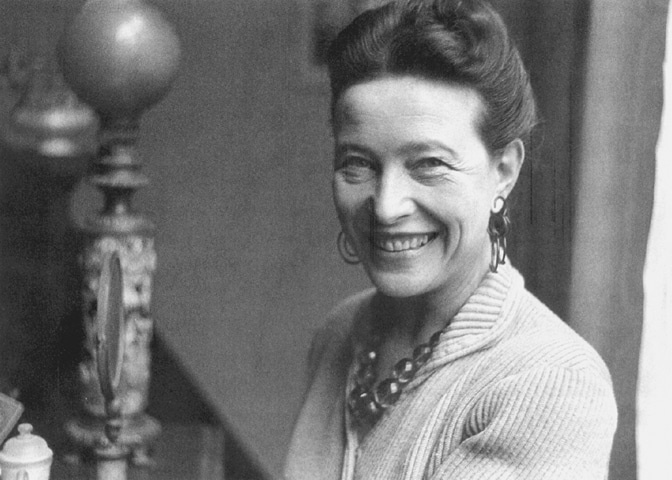 Simone de Beauvoir fue una escritora y filósofa que sentó las bases del feminismo contemporáneo. 