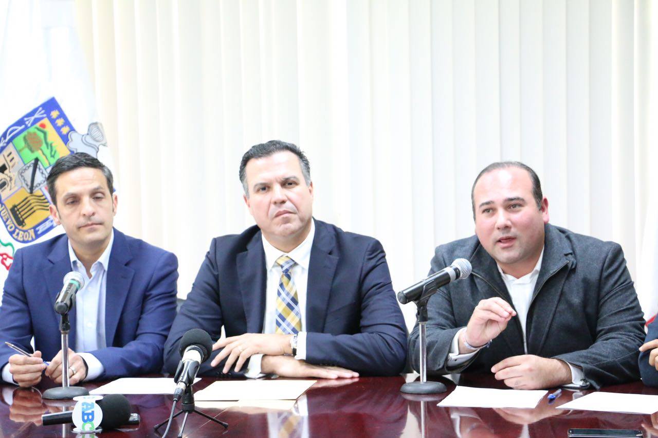 Los diputados señalaron que no habrá compra de automóviles. 