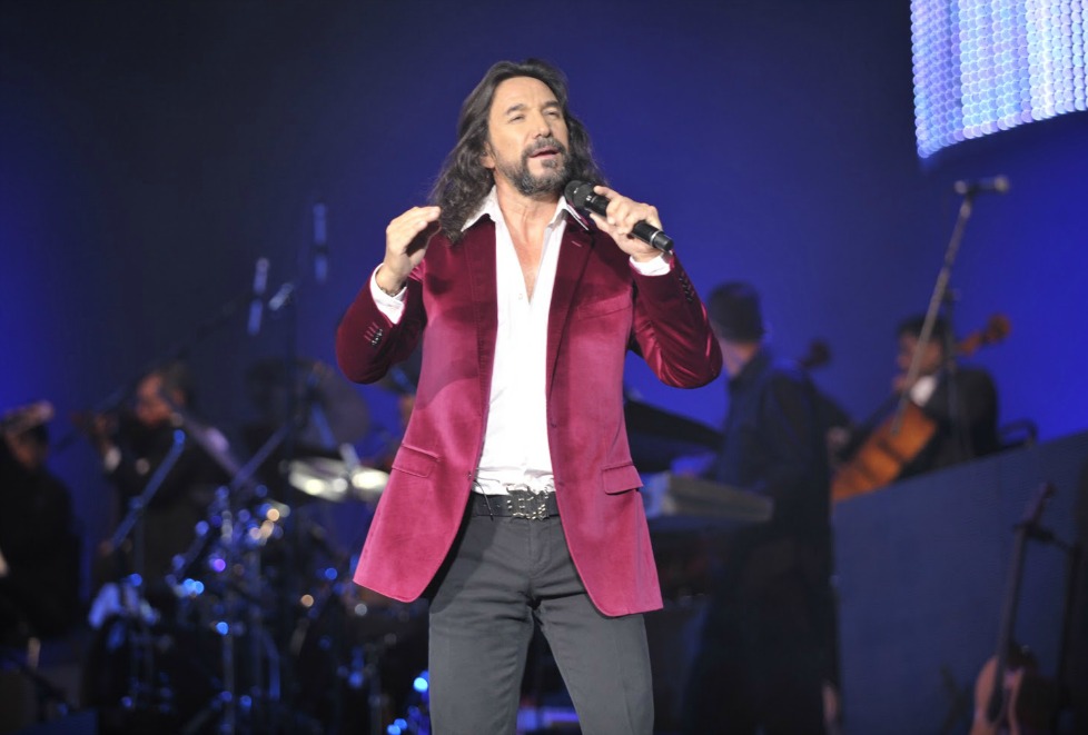 Marco Antonio Solís 'El Buki' encabeza el elenco de este carnaval. 