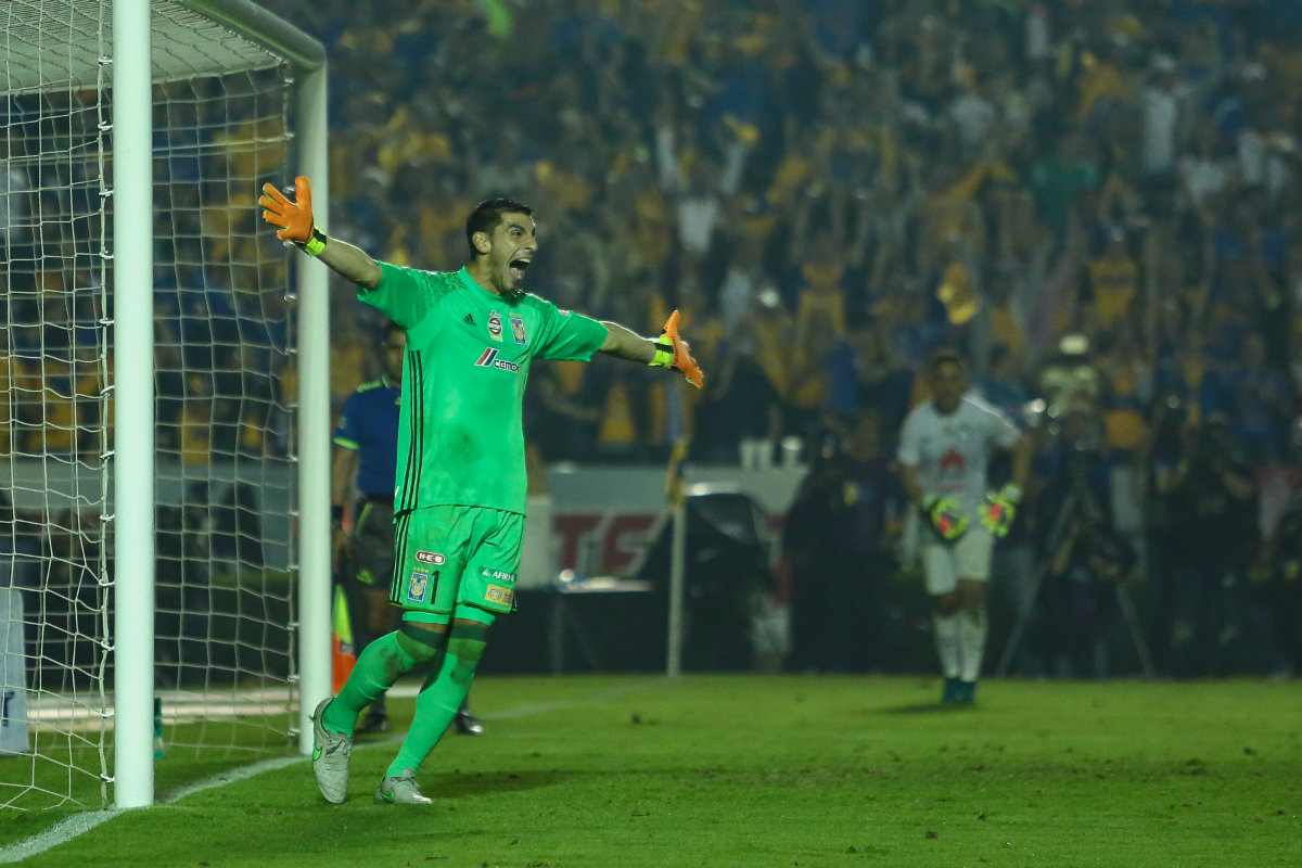 Nahuel Guzmán renovó con los Tigres