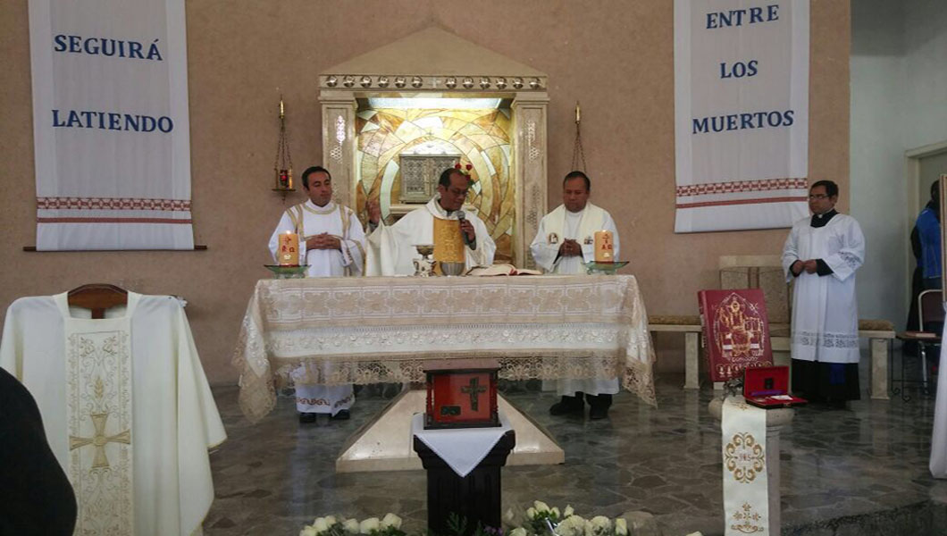 Miembros de la Diócesis de Saltillo despidieron a su compañero. 