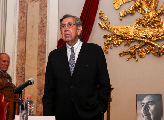 Cuauhtémoc Cárdenas afirmó que es necesario que el gobierno mexicano se muestre más firme en defensa de los intereses del país.