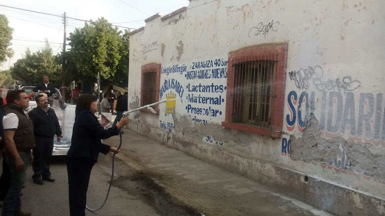 En Lerdo, el programa "Unidos Mejoramos Tu Calle" inició en la avenida Francisco I. Madero.