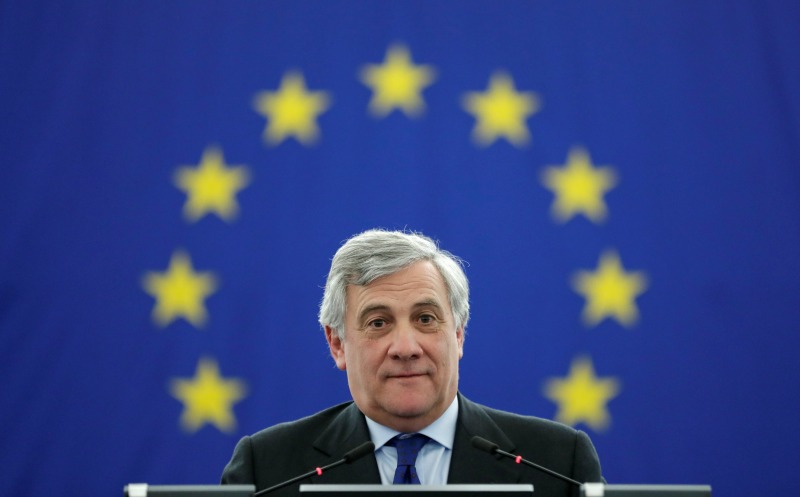 El conservador italiano Antonio Tajani, el candidato del Partido Popular Europeo, se impuso hoy a su principal rival, Gianni Pittella.
