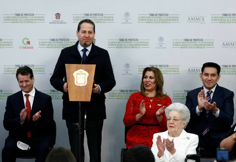 El gobernador del Edomex, Eruviel Ávila Villegas con empresarias, Ammje.