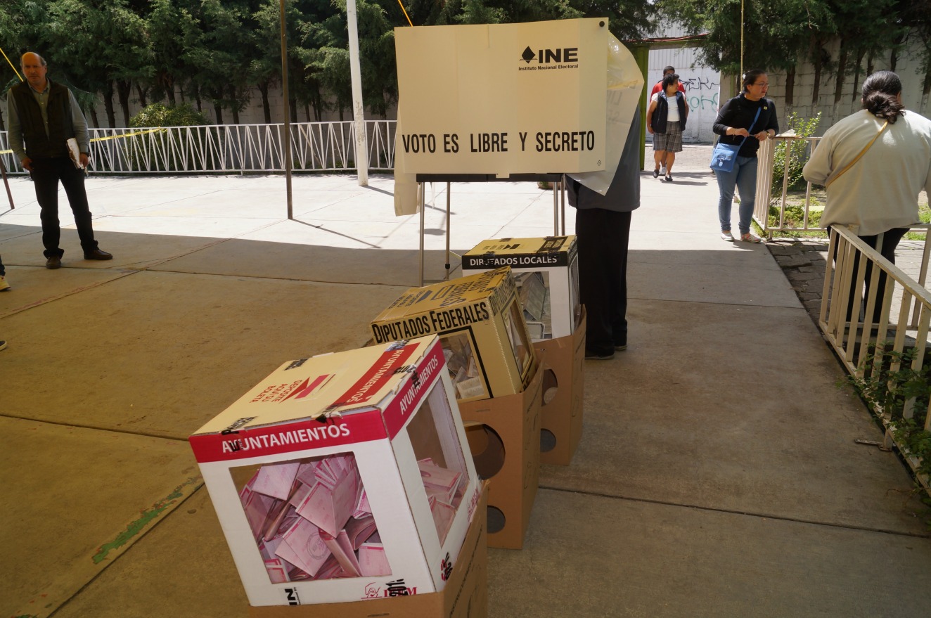 Urnas, elecciones, comicios, proceso electoral, votaciones.