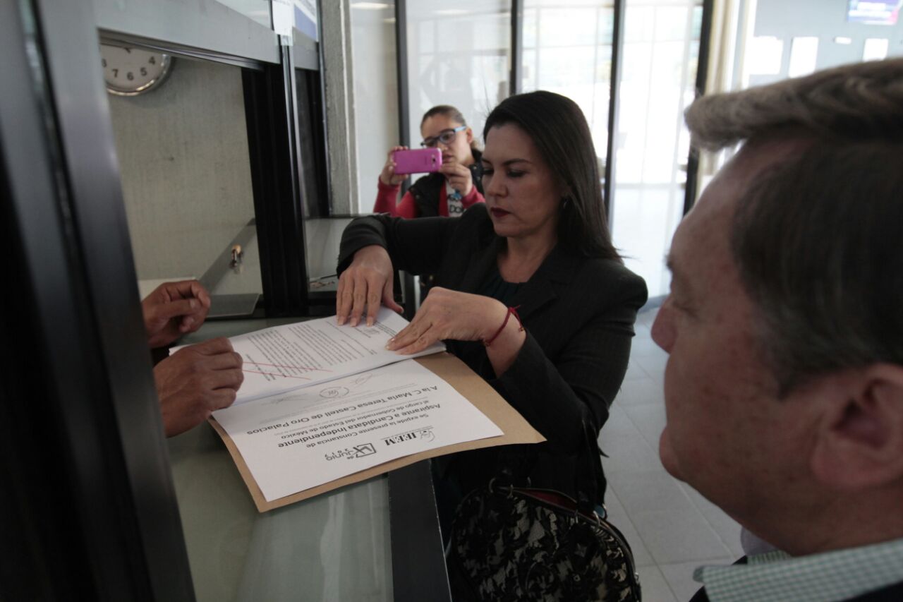 Teresa Castell de Oro impugnó ante el IEEM requisitos para ser candidato independiente.