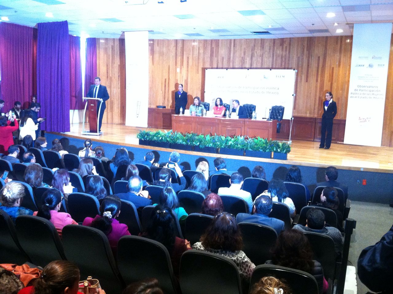 Observatorio de participación política de mujeres en el IEEM.