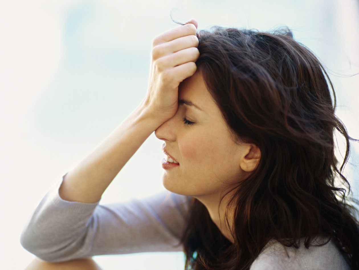 Las mujeres son las que más padecen de dolores de cabeza