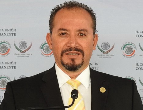 Omar Ortega, líder del sol azteca, confirmó que suman cinco los aspirantes.