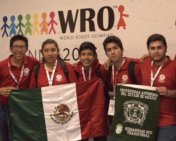 Alumno de preparatoria.