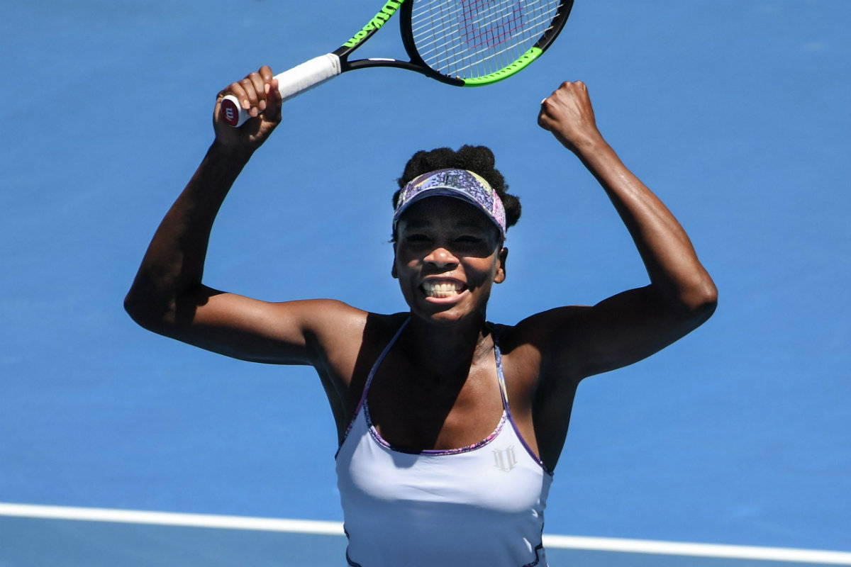 Venus Williams celebra su triunfo ante Anastasia Pavlyuchenkova