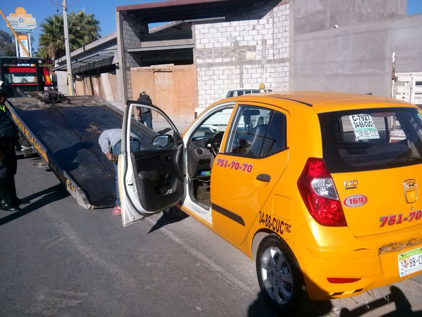En Torreón, la Dirección de Tránsito implementó operativo para retirar a 'cinqueros'.