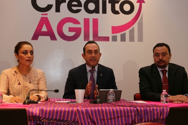 El gobernador destacó que las empresas podrán acceder al crédito en menos de cinco días.