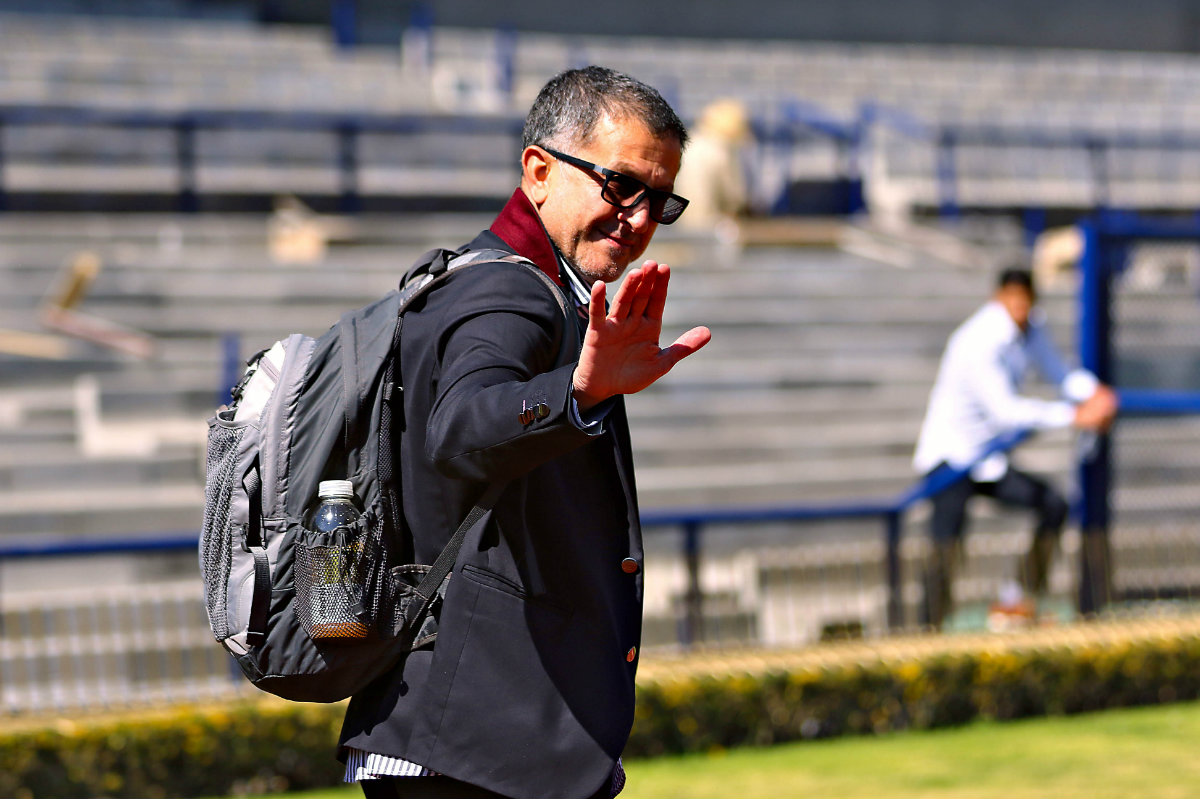 Juan Carlos Osorio en el partido amistoso entre Pumas y la Sub 20