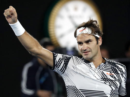 Roger Federer celebra un triunfo en el Abierto de Australia.