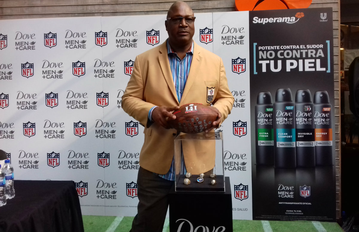 Charles Haley, de visita en México 