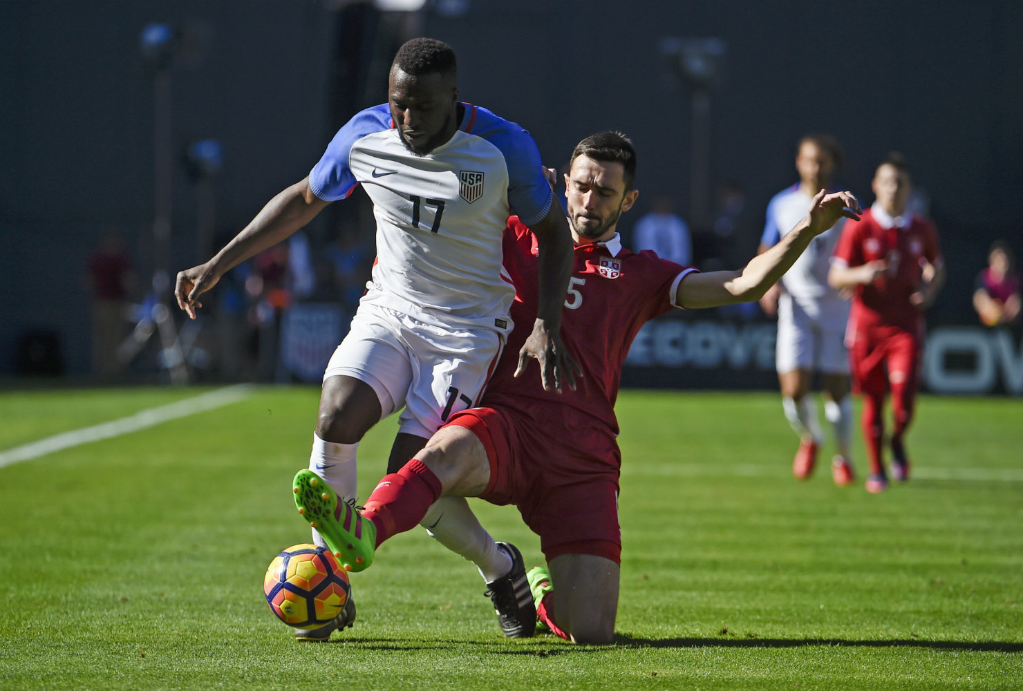Jozy Altidore en contra de Stephan Panic