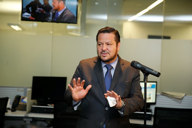 El coordinador del PAN en el Senado, Fernando Herrera. 