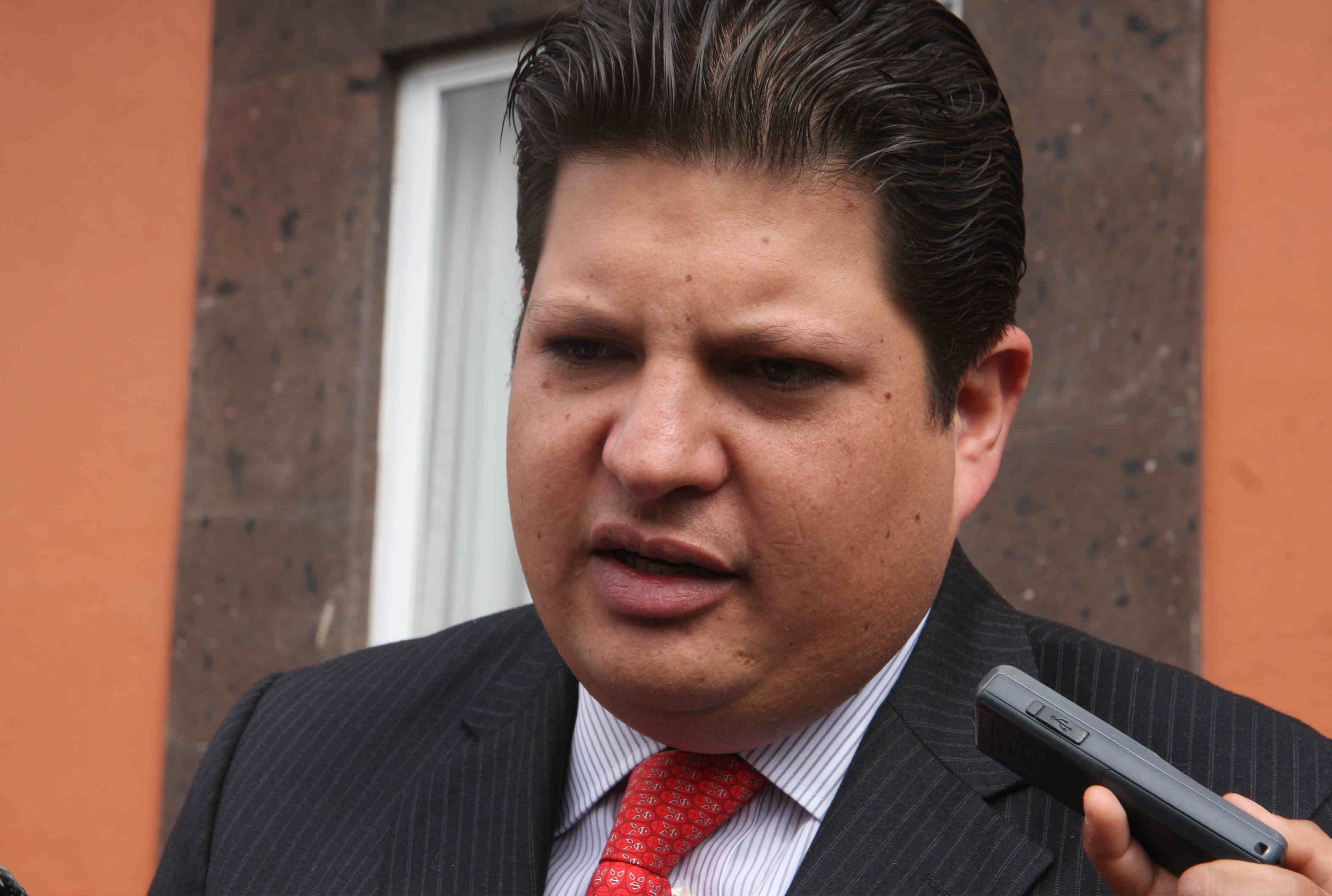 El alcalde de Metepec, David López Cárdenas.