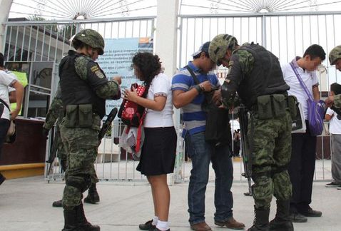El operativo mochila con apoyo de la gendarmeria.