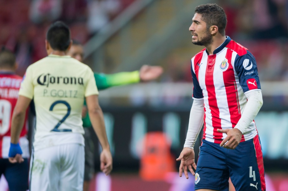 Pereira destacó a Jesús Sánchez y Edwin Hernández como dos de sus compañeros en defensa que también han sido "olvidados"