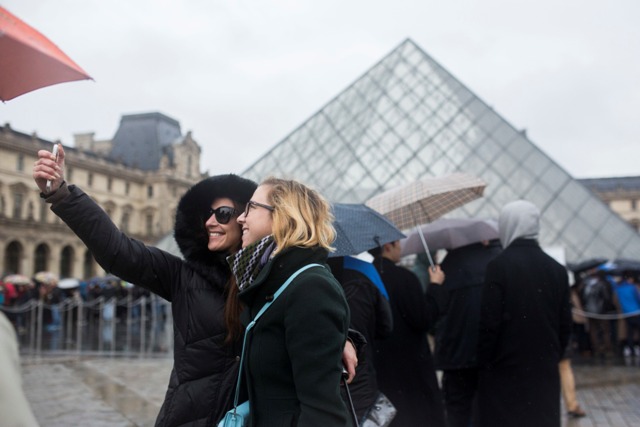 El Museo de Louvre reabrió sus puertas tras el ataque.