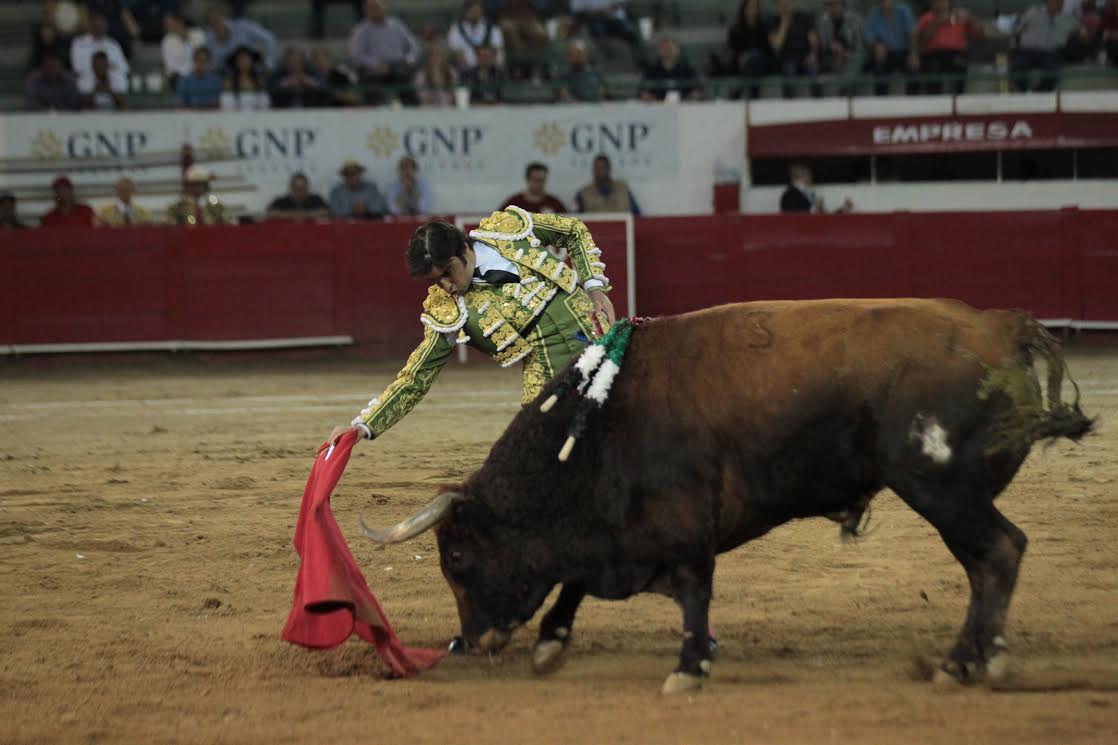 Miguel Ángel Perera triunfa en la corrida de celebración de los cincuenta años de la plaza de toros Nuevo Progreso