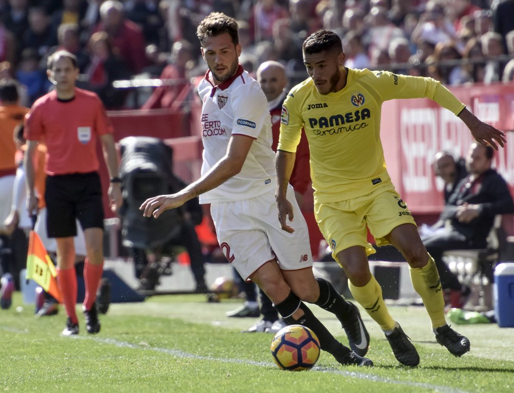 Jonathan Dos Santos jugó todo el partido en el empate contra el Sevilla