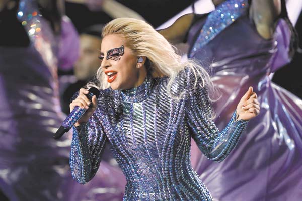 El gran final con “Bad Romance” fue de lo más celebrado por el público.