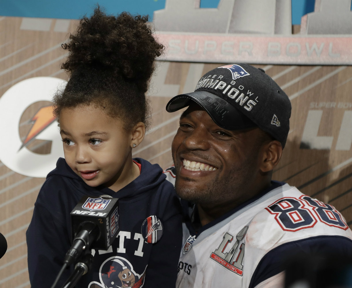 Martellus Bennett, ala cerrada de Nueva Inglaterra 