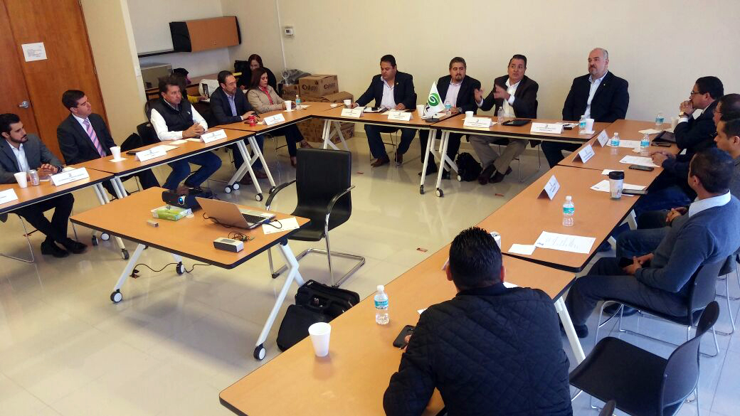 Empresarios del GEL se reunieron con el secretario de Desarrollo Económico de Coahuila.