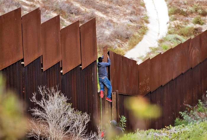 Extorsión, peculado, cohecho y abuso de autoridad son otros de los delitos cometidos contra los migrantes.