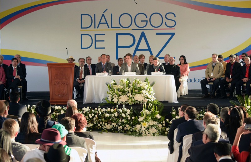 Las mesas de diálogo se realizan en la hacienda Cashapamba, a las afueras de Quito.