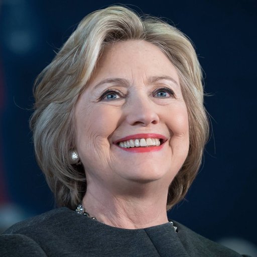 La sonrisa de la ex candidata demócrata en su perfil de Twitter.