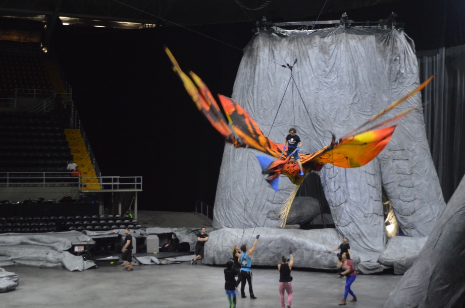 41 artistas en escena dan vida a Toruk el primer vuelo