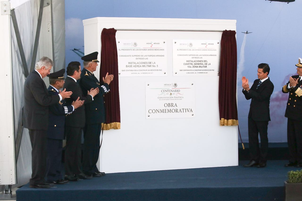 El mandatario informó que se invirtieron mil millones de pesos en la nueva base aérea número 5