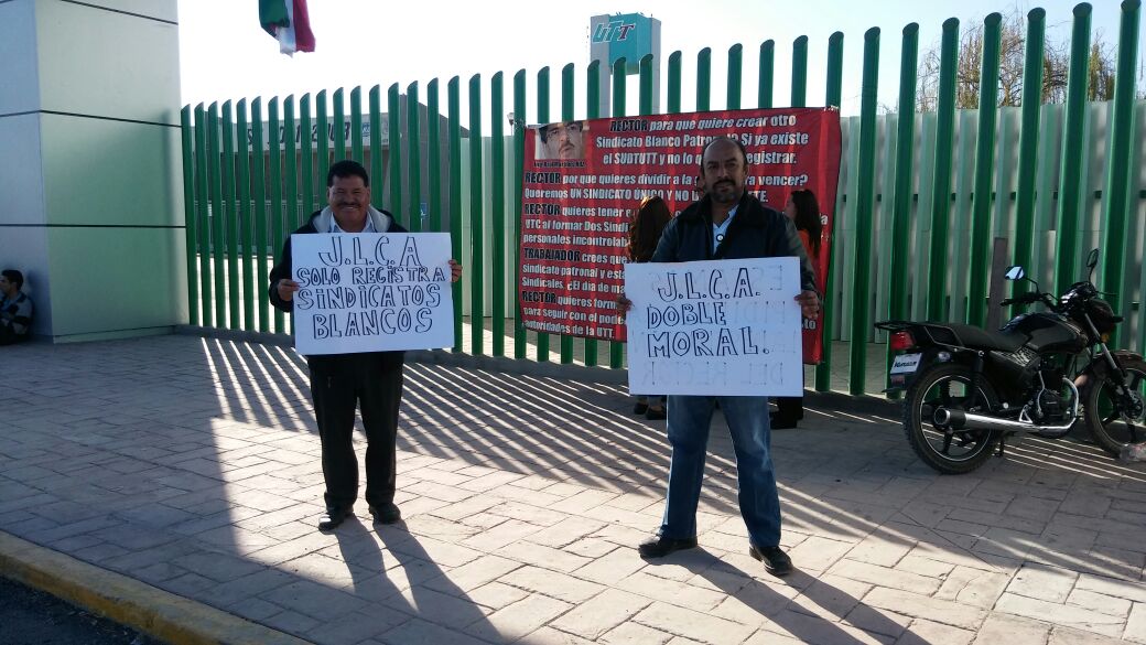 El rector de la UTT en Torreón, Raúl Martínez Hernández, aseguró que no caerá en provocaciones.
