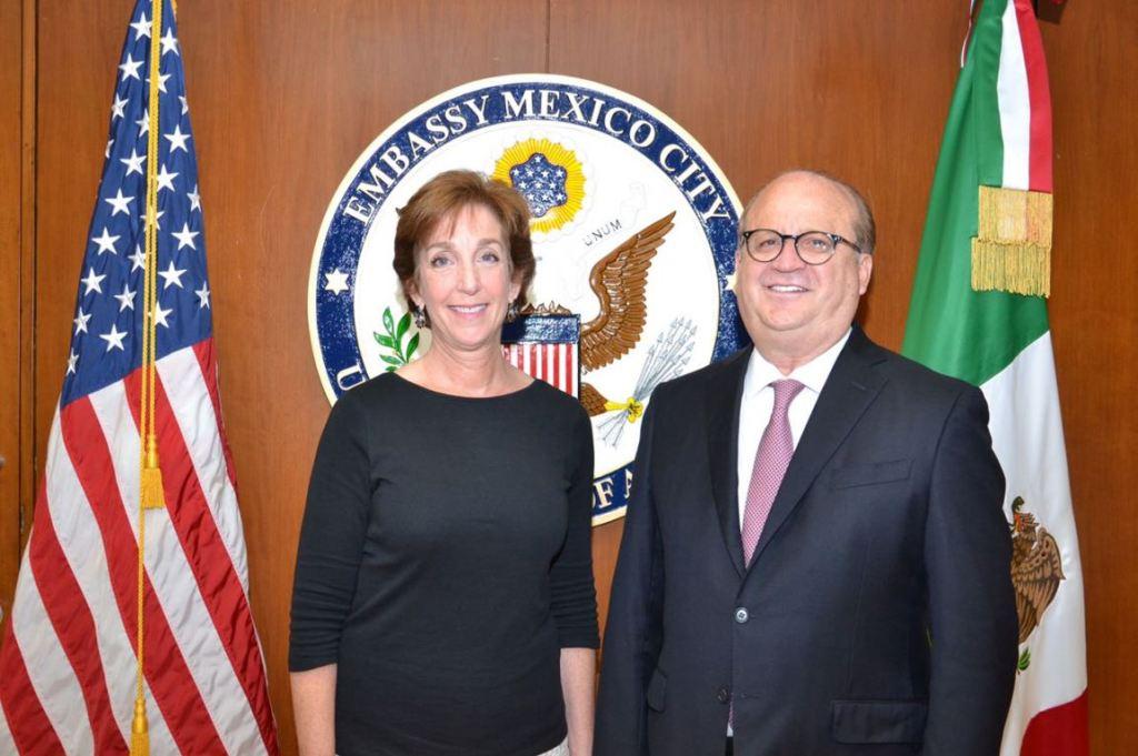Roberta Jacobson y Graco Ramírez.