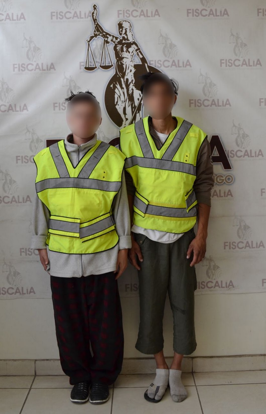 Elementos de la Policía Investigadora de Delitos, detuvieron a 2 narcomenudistas en Gómez Palacio.