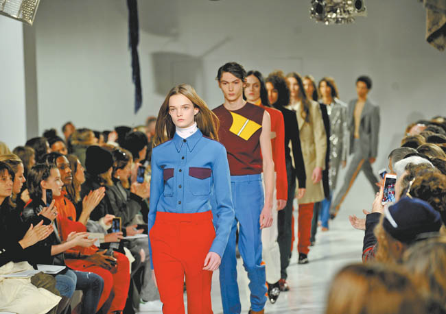 Los variados diseños de Raf Simons. 