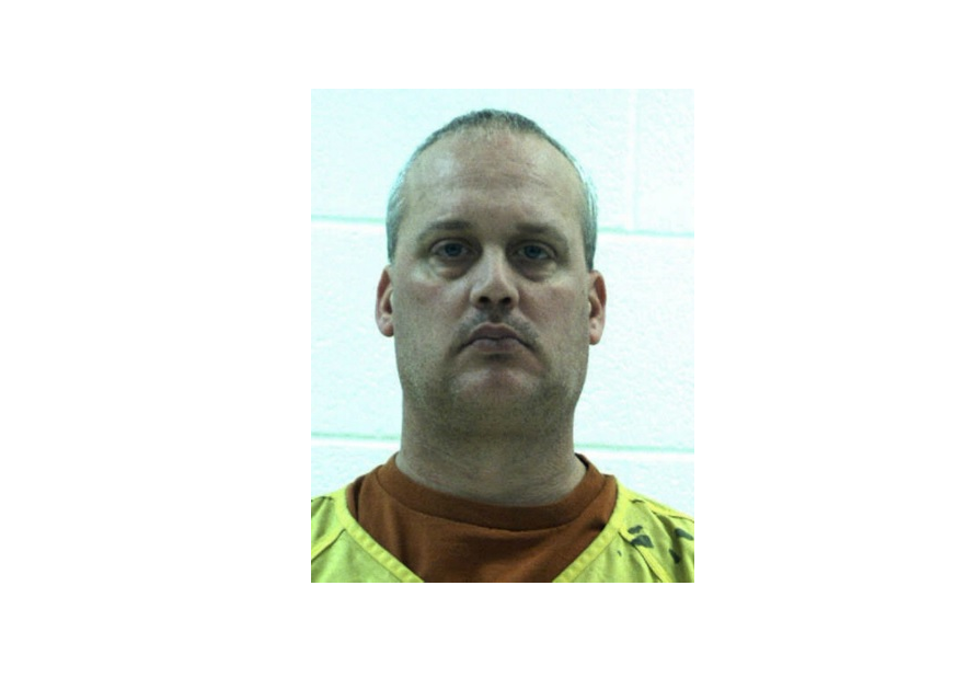 Jeffrey Sandusky enfrenta 14 cargos por delitos contra menores