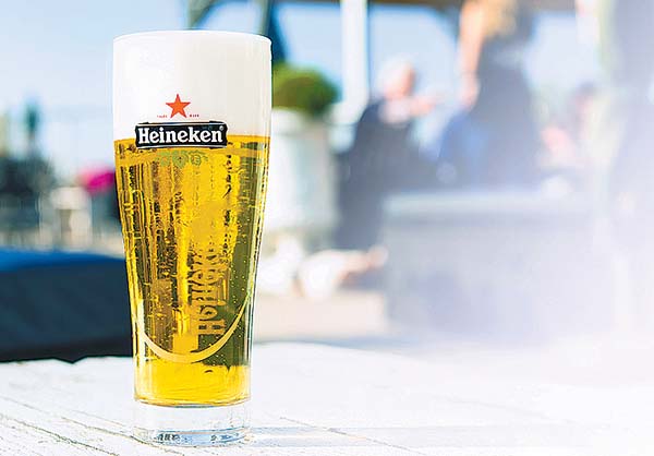 El acuerdo coloca a la firma como la mayor cervecera en Brasil.